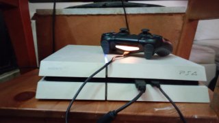 Console Sony PS4 Bianca