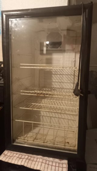 Nevera de bar o tienda CAVE tengo dos pregunte pre