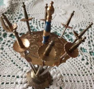 Juego Antiguo Espadas Decorativas