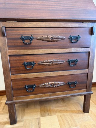 Mueble secreter de castaño