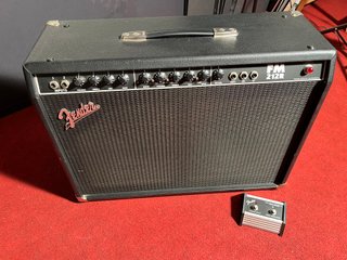 Amplificador Fender FM212R