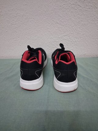 Zapatillas Adidas, Talla 45, Perfecto Estado