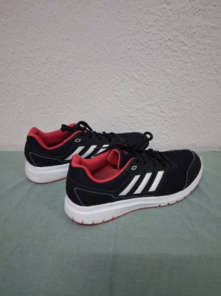 Zapatillas Adidas, Talla 45, Perfecto Estado