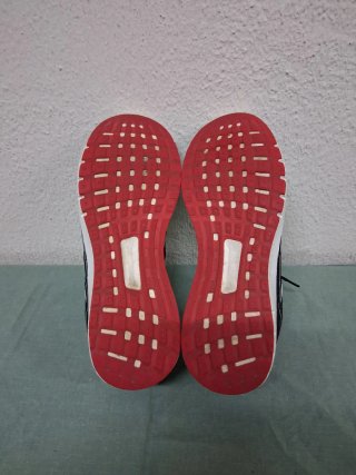 Zapatillas Adidas, Talla 45, Perfecto Estado
