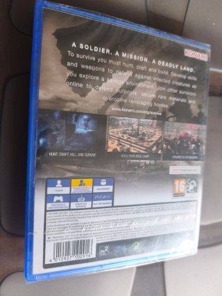 Metal Gear Survive PS4