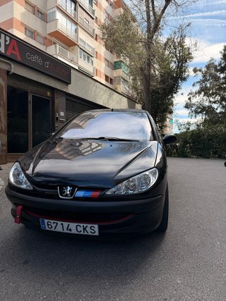Peugeot 206 1.4 X-Line 2003 · 197.000 km