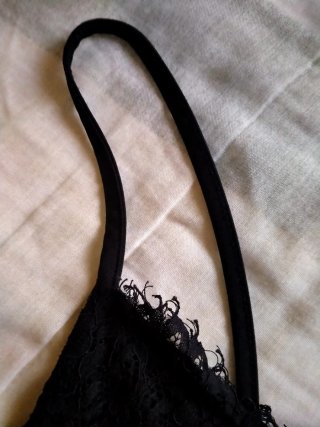 Body negro con encaje
