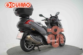 PEUGEOT METROPOLIS 400