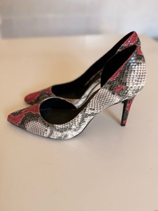 Zapatos de salón Mango tacón pitón
