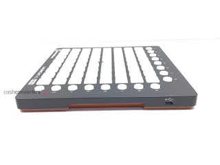 controlador midi novation launchpad mini mk2