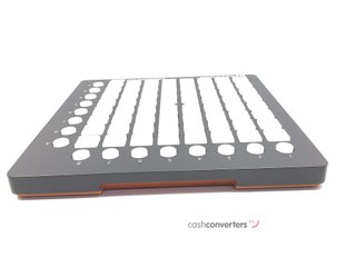 controlador midi novation launchpad mini mk2