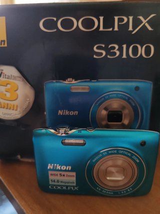 Nikon Coolpix S3100 Fotocamera Digitale Blu