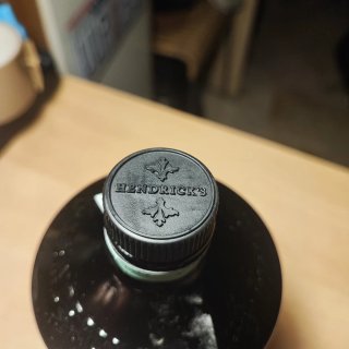 Hendrick's Neptunia Gin - 2 VUOTE