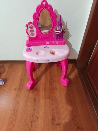 Mesa de tocador infantil rosa