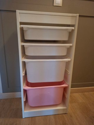 Almacenaje Trofast con cajas