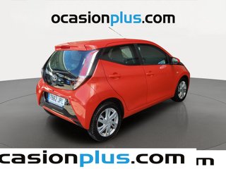 Toyota Aygo 1.0 70 x-play 51 kW (69 CV)