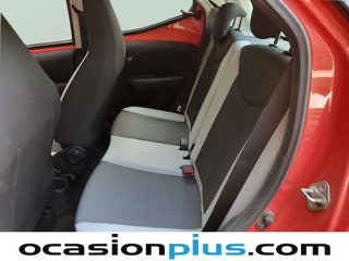 Toyota Aygo 1.0 70 x-play 51 kW (69 CV)
