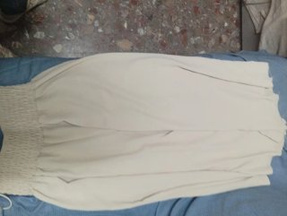 Pantalón hilo pata elefante beige