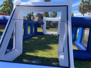 Alquiler hinchable campo de fútbol
