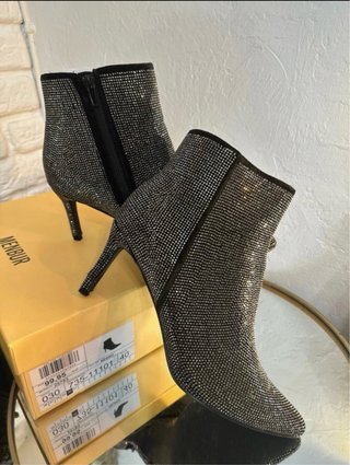 Botines Menbur plateados con cristal talla 40