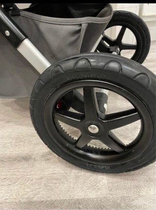 Bugaboo Camaleón 3 Silla Paseo + Capazo Rojo