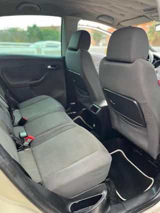 SEAT Altea 1.9 TDI CON PEGATINA