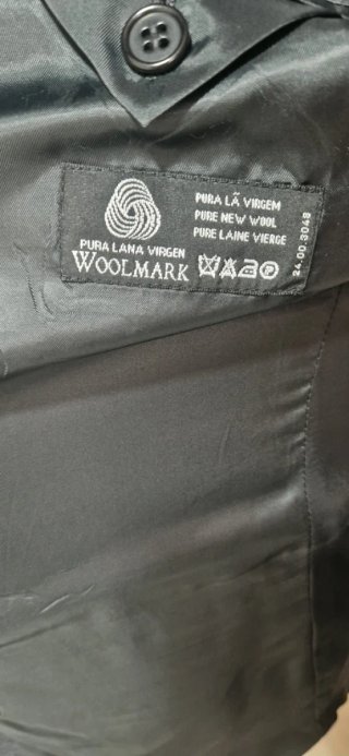 Traje de hombre gris a cuadros