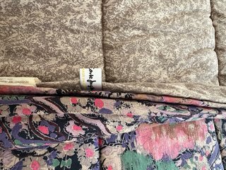 Edredón estampado floral marca El Corte Inglés