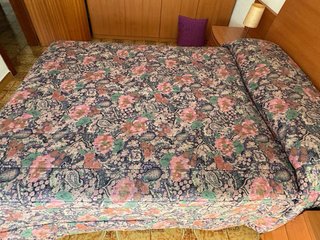 Edredón estampado floral marca El Corte Inglés