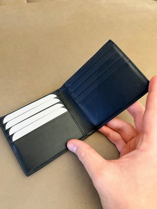 Cartera Gucci Kingsnake GG Supreme Negra y Roja