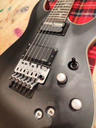 Guitarra Eléctrica Schecter Diamond Series