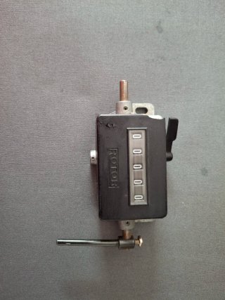 Contapezzi meccanico vintage Rotor
