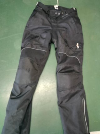 2 equipaciones completas