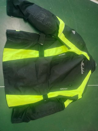 2 equipaciones completas