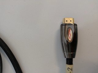 HDMI 1x4 Splitter + 5 Cables