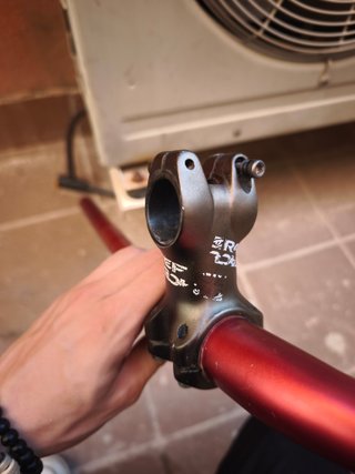 Manillar FUNN Flat Out 31.8 + Potencia
