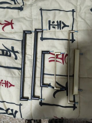 Tiradores metálicos para puertas/muebles
