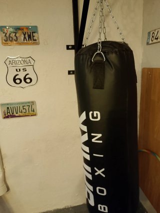 Saco de boxeo Shark y soporte
