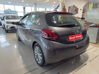 Peugeot 208 1.2L PureTech 82cv Signature