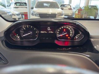Peugeot 208 1.2L PureTech 82cv Signature