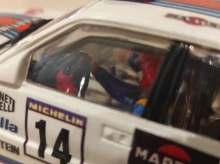 LANCIA DELTA INTEGRALE "MARTINI" SCX CON CHASIS 3D