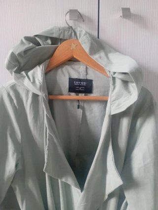 Gabardina VERO MODA verde tall M