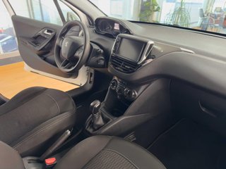 Peugeot 208 1.2 PureTech 82cv Active