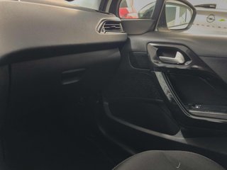 Peugeot 208 1.2 PureTech 82cv Active