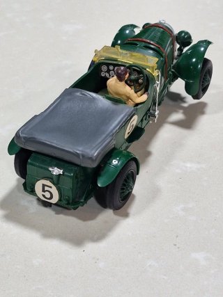 Scalextric Bentley verde triang