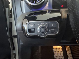 Mercedes-Benz CLA 200 D DCT AMG LINE