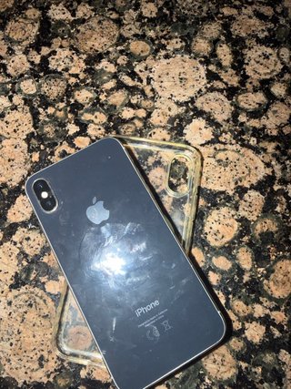 iPhone X (Batería 100%)
