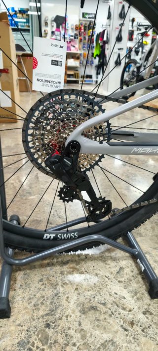 Berria Mako PRO S1000 AXS 2026
