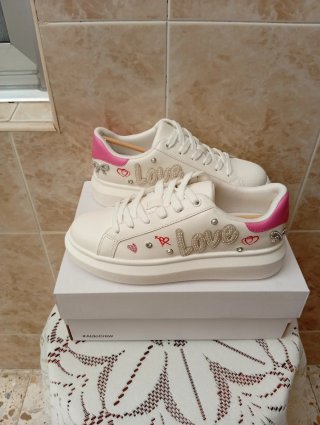 Zapatillas ALDO Talla 38 Blancas y Rosas