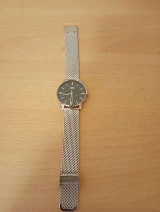 Reloj Audi Mujer Negro y Plateado